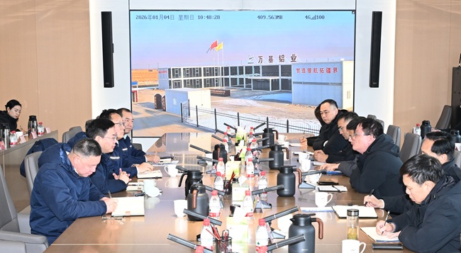 工控觀(guān)摩團到萬(wàn)基控股集團進(jìn)行重點(diǎn)項目觀(guān)摩